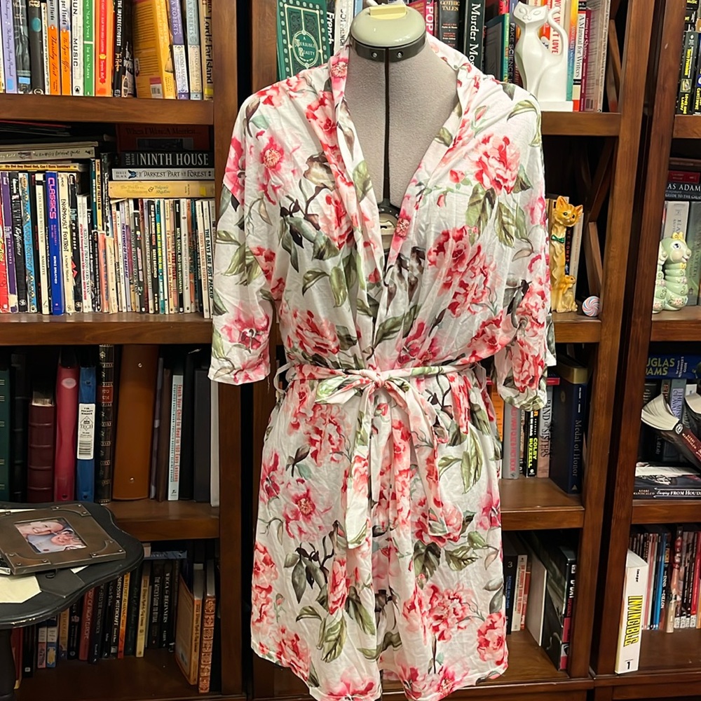 Show Me Your MuMu Robe